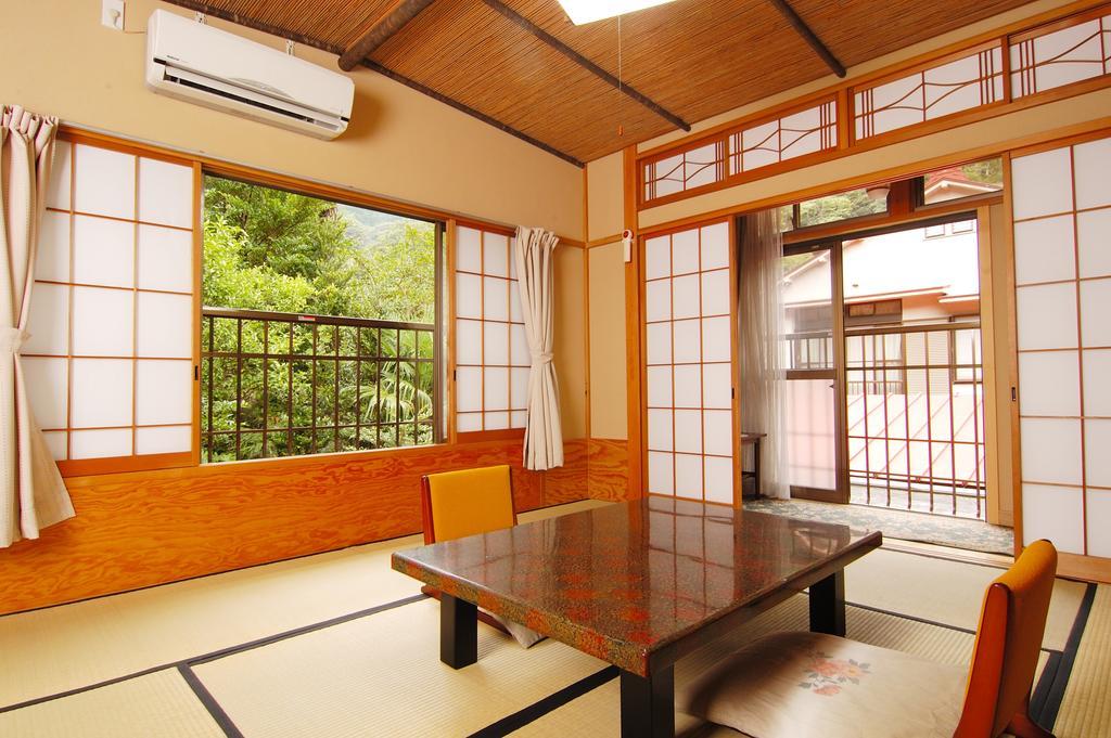 Hotel Sansou Nagisa Isehara Habitación foto